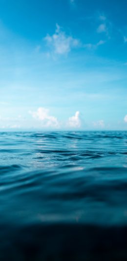 [2436x1125]海平面 海水 蔚蓝 天空 苹果手机壁纸图片