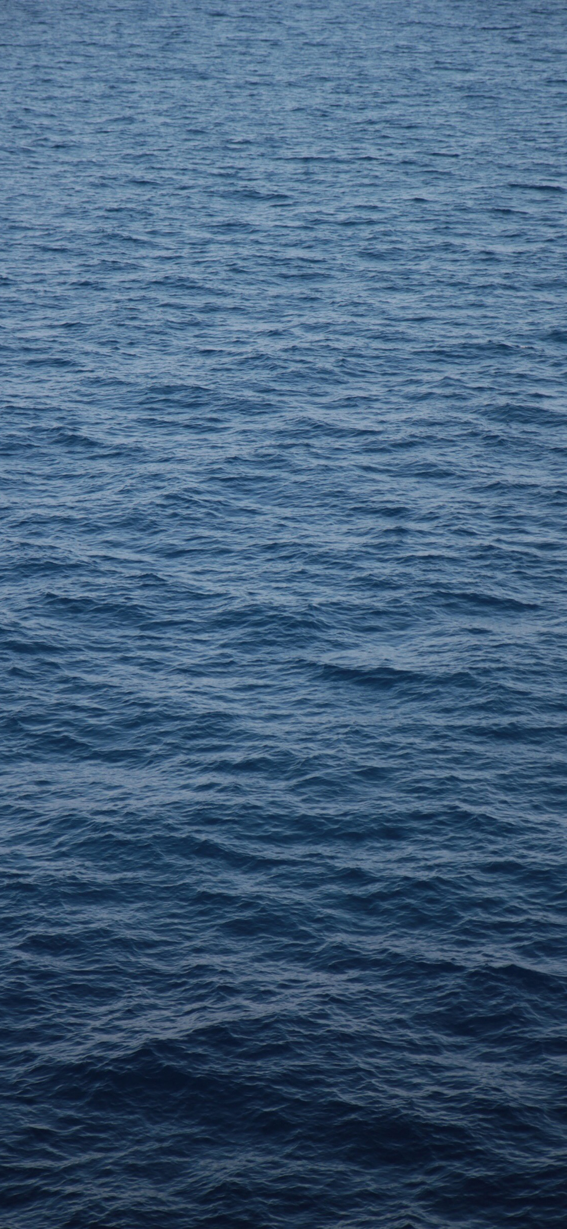 [2436×1125]海水 蓝色 大海 海面 苹果手机壁纸图片