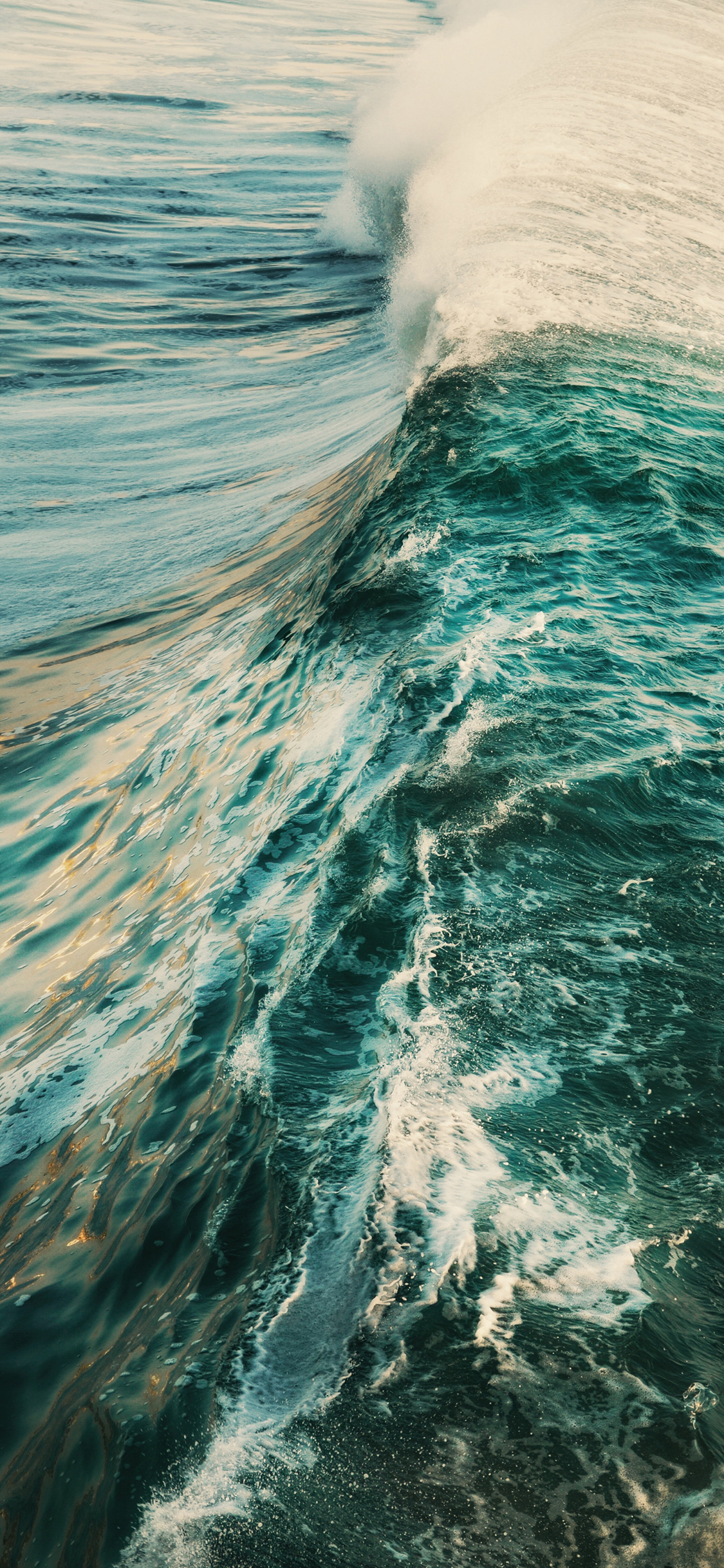 [2436×1125]海浪 大海 浪花 海水 苹果手机壁纸图片