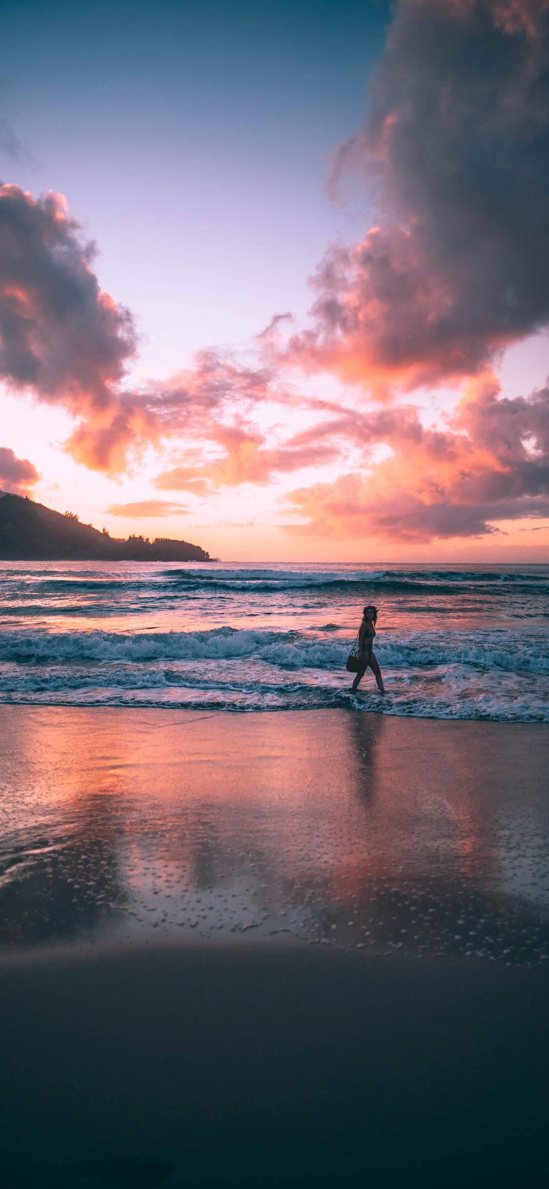 [2436×1125]海边 夕阳 黄昏 浪花 苹果手机壁纸图片