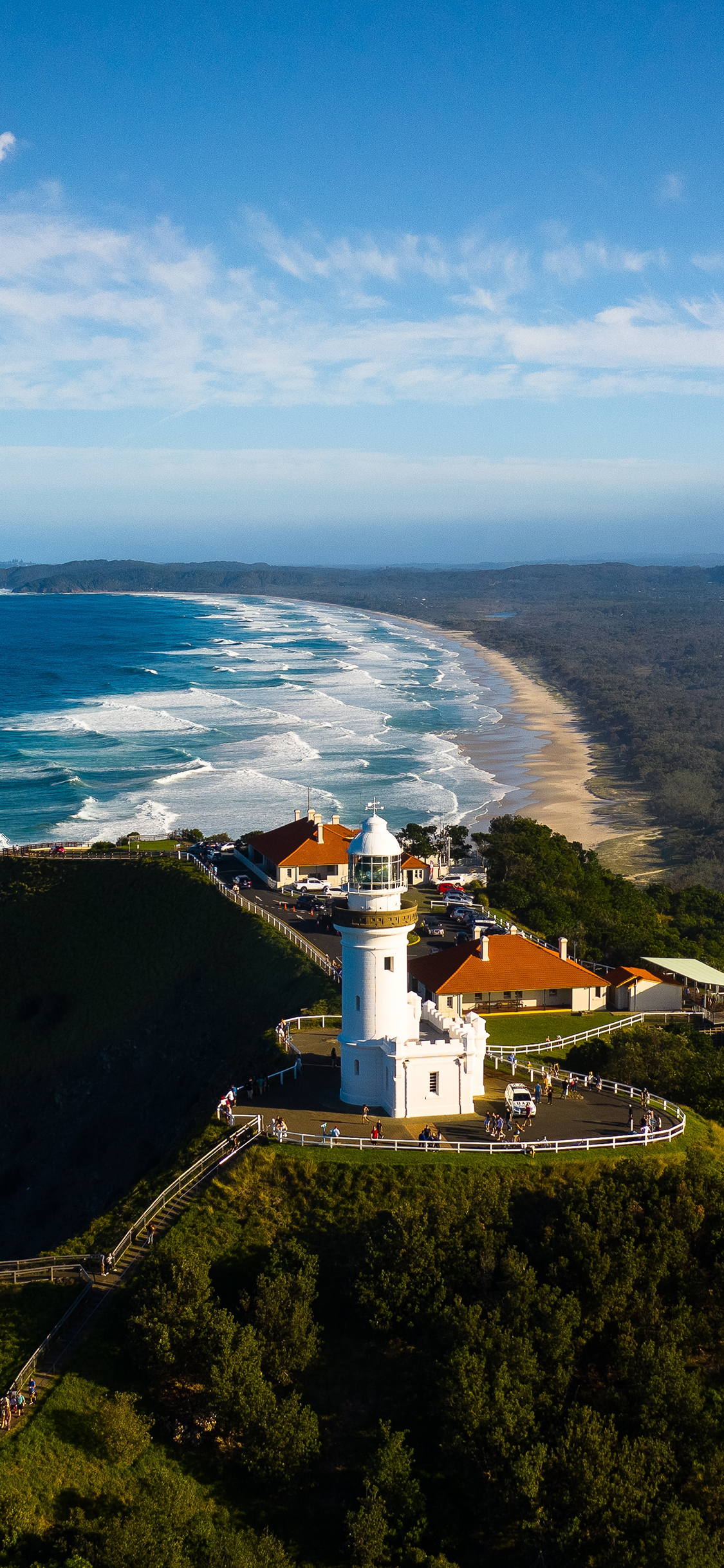[2436×1125]海边 海岸 灯塔 建筑 苹果手机壁纸图片