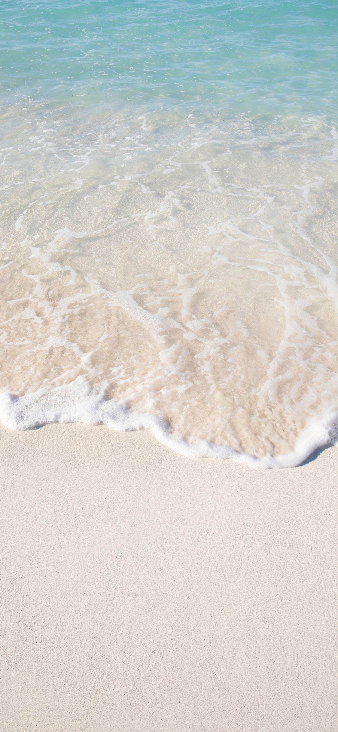 [2436×1125]海边 海浪 沙滩 海水 苹果手机壁纸图片