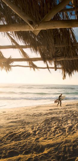 [2436x1125]海边美景 太阳 草亭子 冲浪 苹果手机壁纸图片