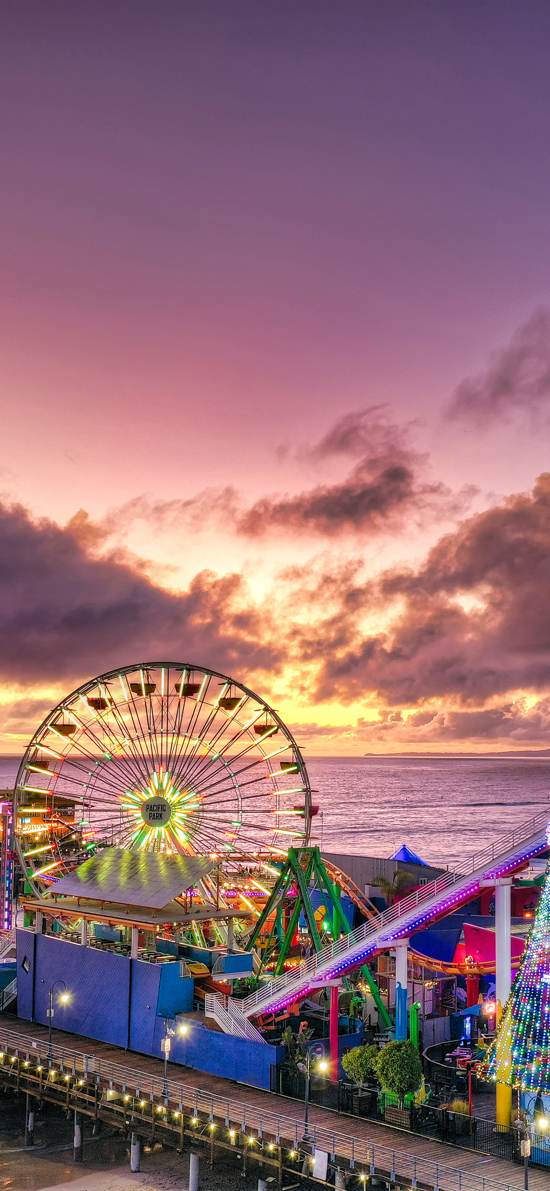 [2436×1125]游乐园 摩天轮 娱乐设施 大海