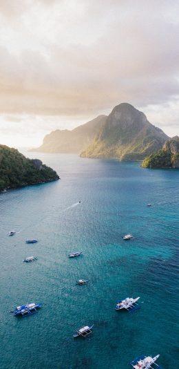 [2436x1125]游轮 海面 游玩 苹果手机壁纸图片