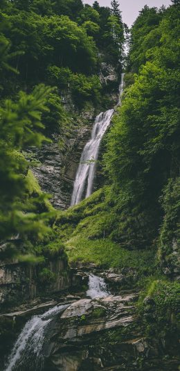 [2436x1125]瀑布 野外 悬崖 峭壁 苹果手机壁纸图片
