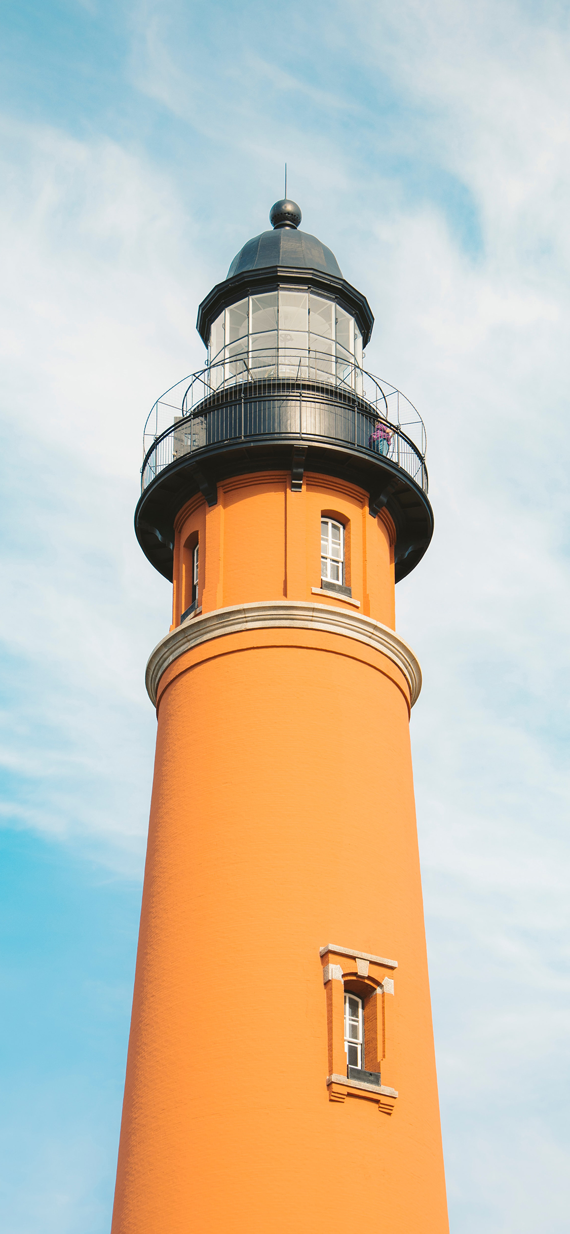 [2436×1125]灯塔 建筑 高楼 天空 唯美 苹果手机壁纸图片