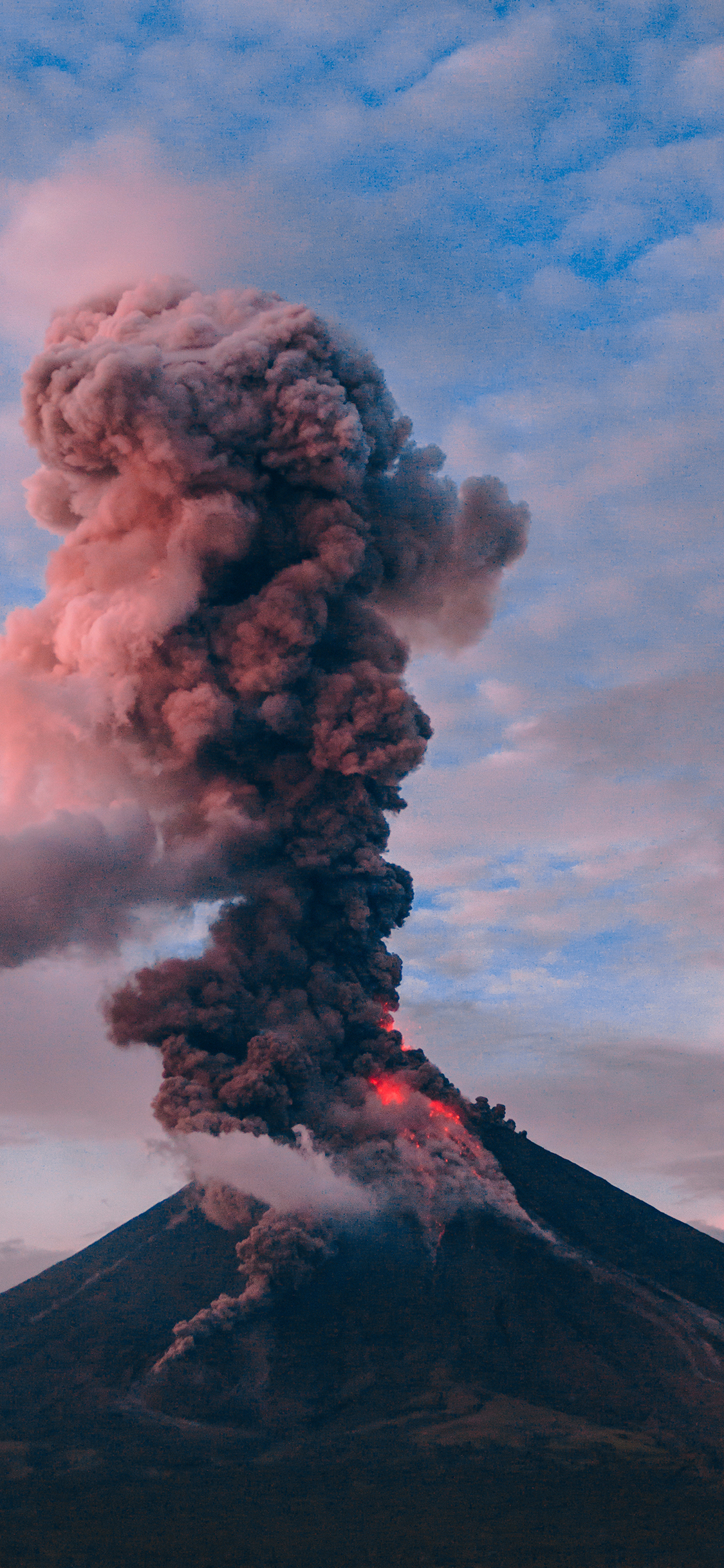 [2436×1125]烟雾 天空 喷发 云彩 苹果手机壁纸图片