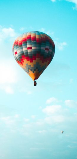 [2436x1125]热气球 天空 蔚蓝  高空 苹果手机壁纸图片