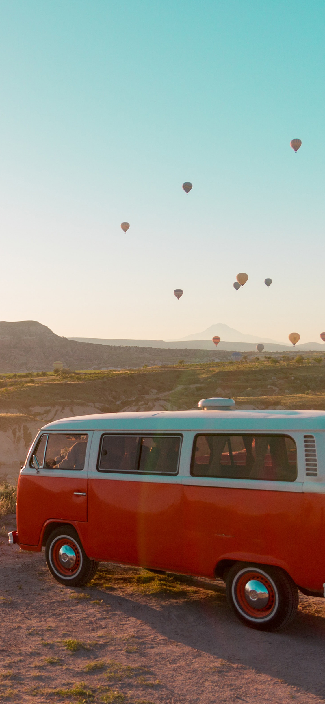[2436×1125]热气球 旅行 巴士 飞行 苹果手机壁纸图片