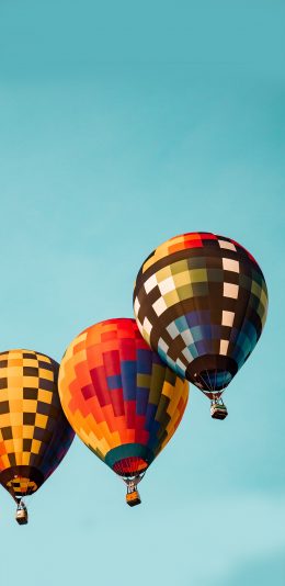 [2436x1125]热气球 色彩 天空 高空 苹果手机壁纸图片