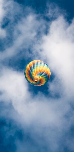 [2436x1125]热气球 飞行 天空 蓝天白云 苹果手机壁纸图片