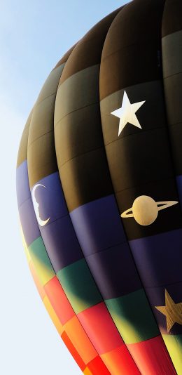 [2436x1125]热气球 高空 上升 图案 苹果手机壁纸图片