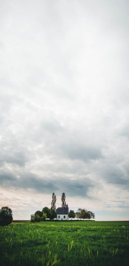 [2436x1125]田野 建筑 广阔 云彩 苹果手机壁纸图片