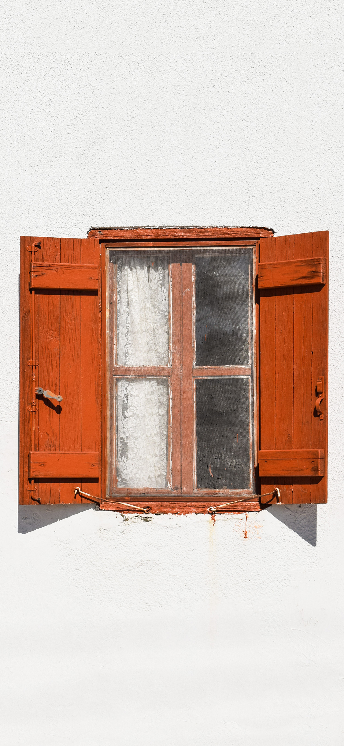 [2436×1125]窗 玻璃 房屋 墙 苹果手机壁纸图片