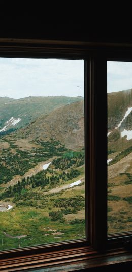 [2436x1125]窗户 山峰 自然 美景 苹果手机壁纸图片