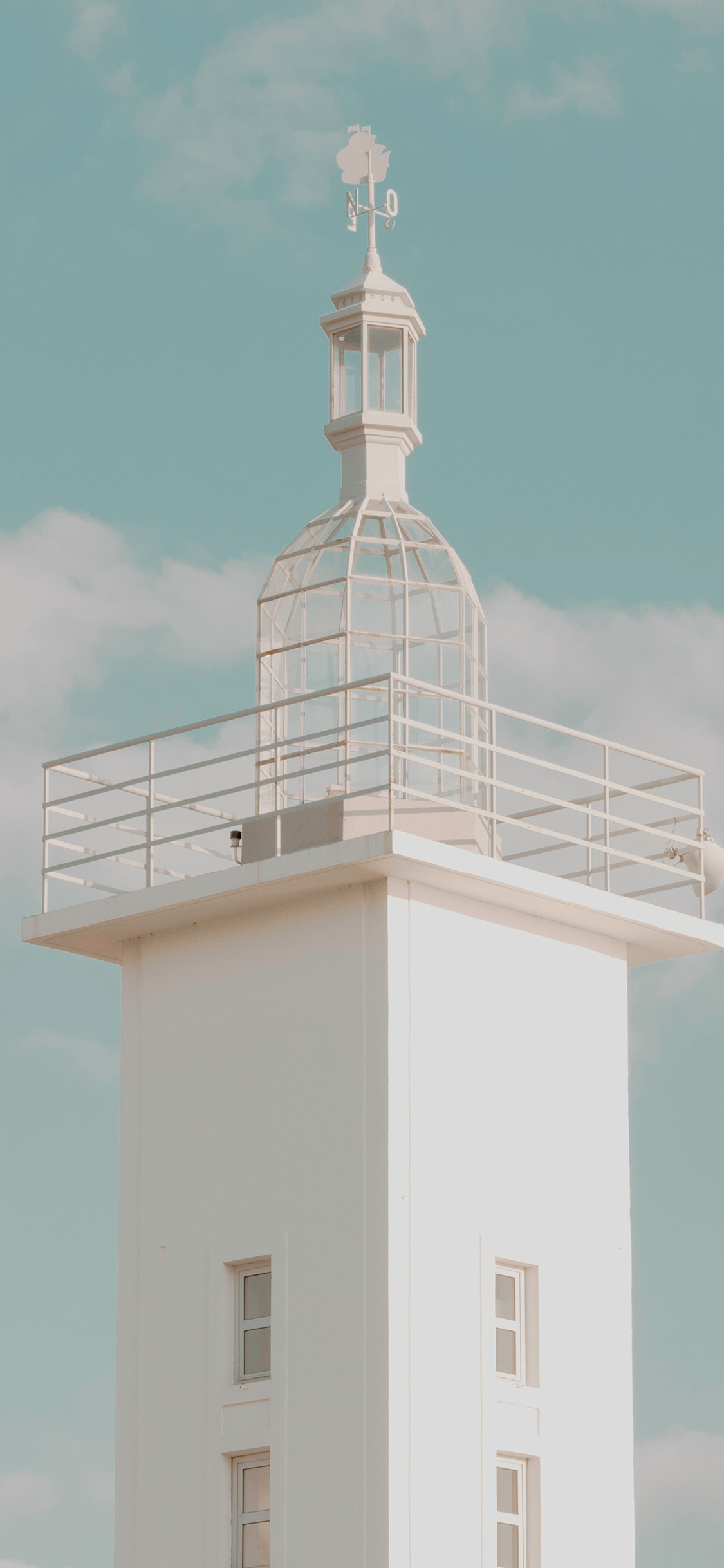 [2436×1125]简约 建筑 设计 天空 苹果手机壁纸图片