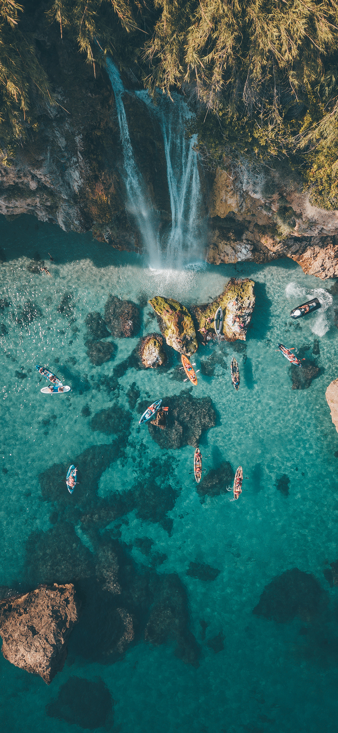 [2436×1125]自然 山河美景 瀑布 船只 苹果手机壁纸图片