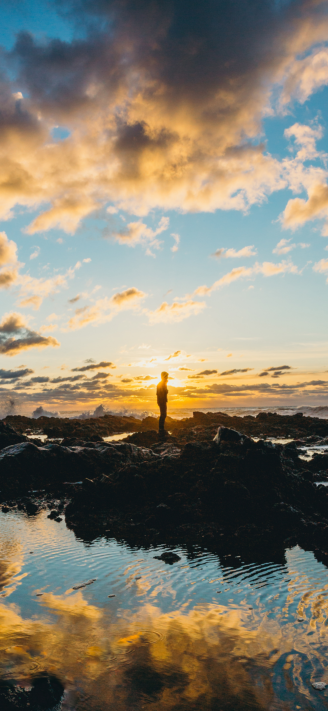 [2436×1125]自然美景 日出 水面 倒映 苹果手机壁纸图片