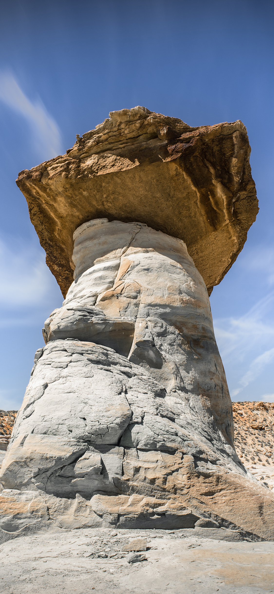 [2436×1125]自然美景 蓝天白云 石头 苹果手机壁纸图片