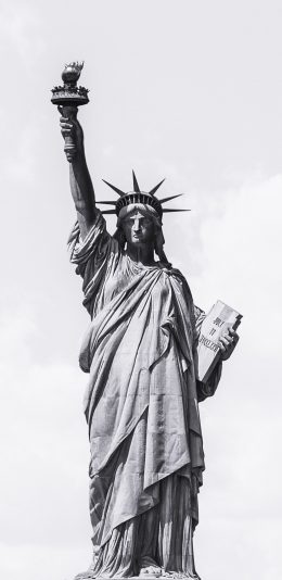 [2436x1125]自由女神 雕像 天空 美国 苹果手机壁纸图片