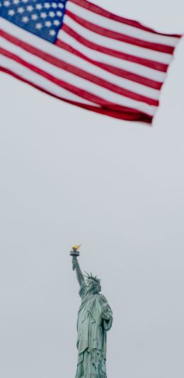 [2436x1125]自由女神像 旗帜 雕塑 美国 苹果手机壁纸图片