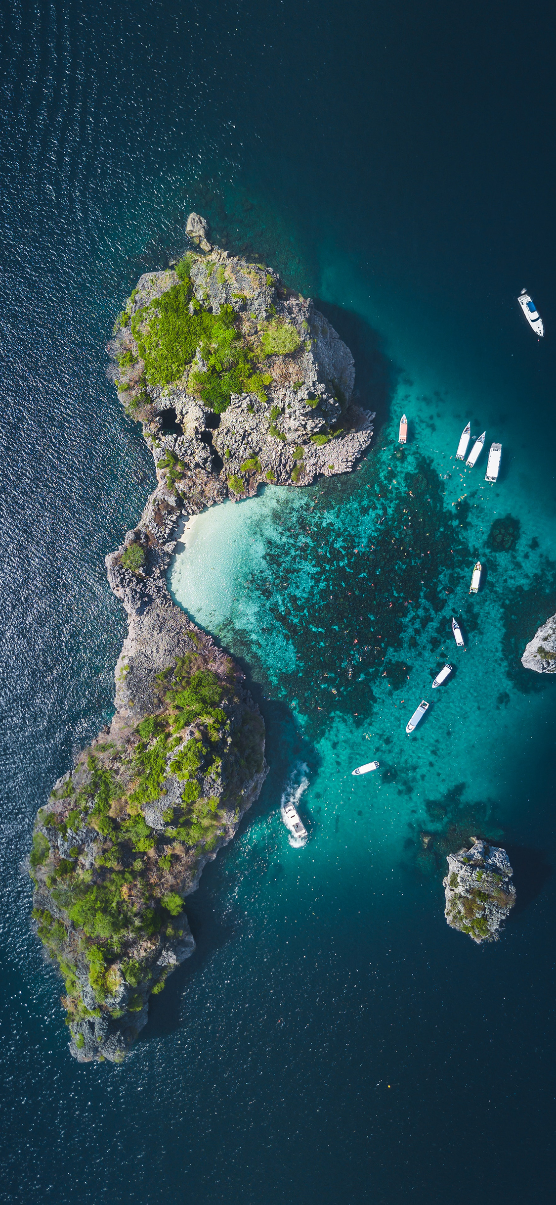 [2436×1125]航拍 大海 海岛 船只