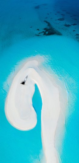 [2436x1125]航拍 大海 湛蓝 沙滩 海景 苹果手机壁纸图片