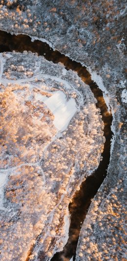[2436x1125]航拍 自然 美景 河流 白雪覆盖 植被 苹果手机壁纸图片