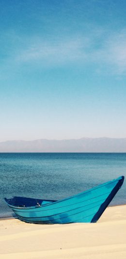 [2436x1125]船 海滩 沙滩 大海 苹果手机壁纸图片