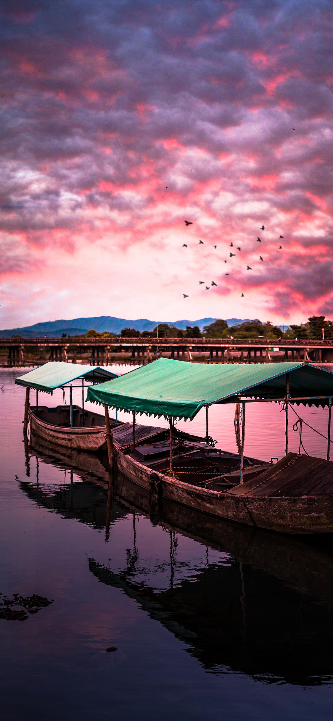 [2436×1125]船只 天空 云彩 彩霞 苹果手机壁纸图片