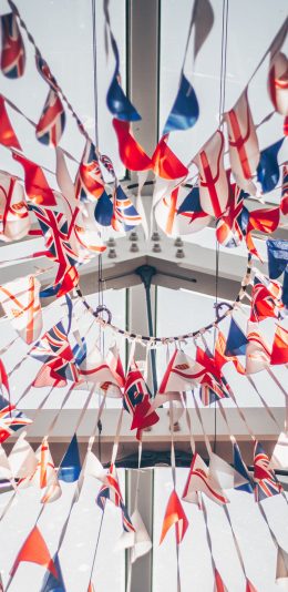 [2436x1125]英国 旗帜 象征 飘扬 苹果手机壁纸图片