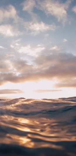 [2436x1125]蓝天 大海 海浪 翻涌 阳光 苹果手机壁纸图片
