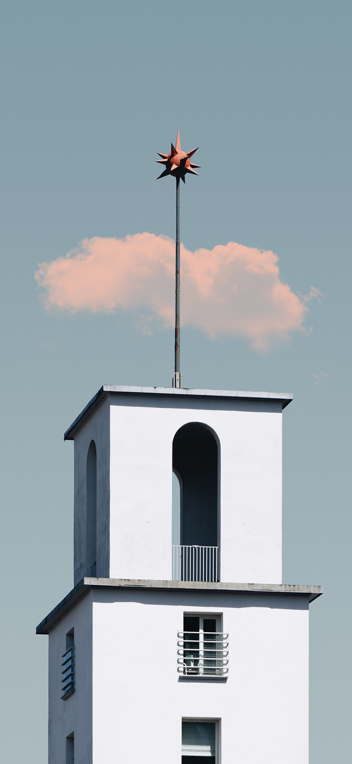 [2436×1125]蓝天 建筑 高楼 方正 苹果手机壁纸图片