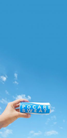 [2436x1125]蓝天 白云 饮品 POCARI SWEAT 苹果手机壁纸图片