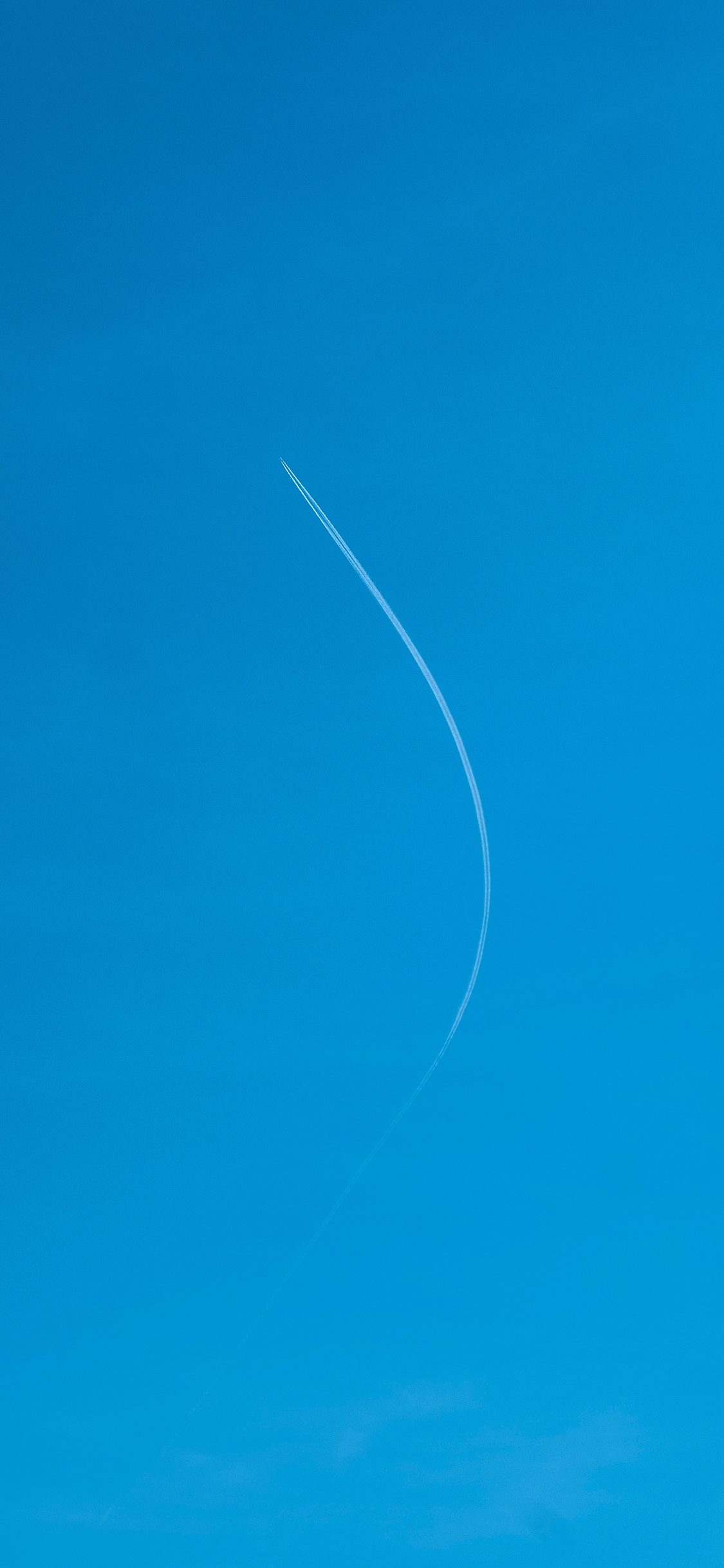 [2436×1125]蓝天 蔚蓝 飞机 划线 苹果手机壁纸图片