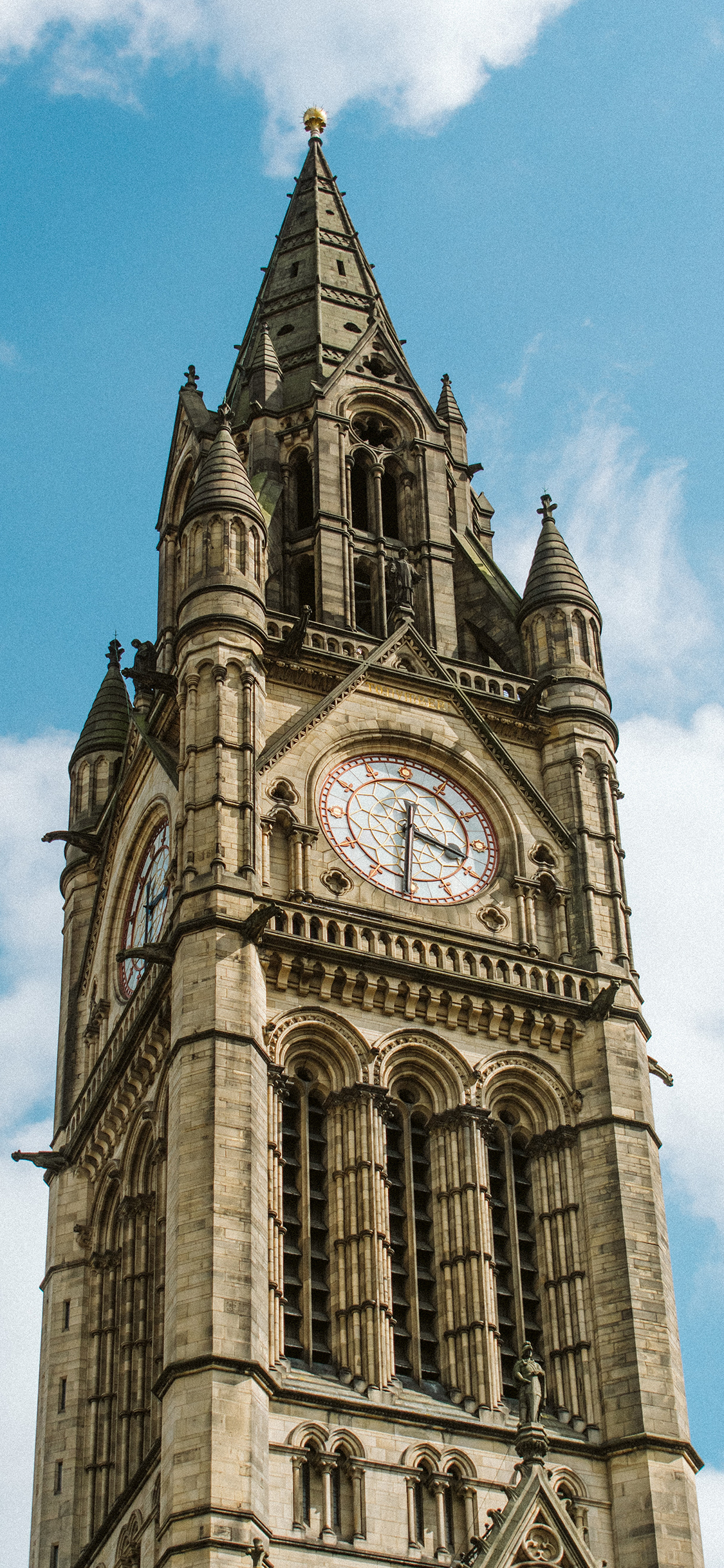 [2436×1125]蓝天白云 欧式 建筑 钟楼 苹果手机壁纸图片