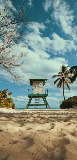 [2436x1125]蓝天白云 沙滩 小屋 美景 苹果手机壁纸图片