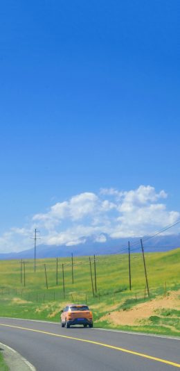 [2436x1125]蓝天白云 草坪 小汽车 自然美景 苹果手机壁纸图片