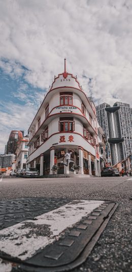 [2436x1125]蓝天白云 街道 建筑 街景 苹果手机壁纸图片