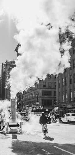[2436x1125]街景 黑白 怀旧 复古 烟雾 苹果手机壁纸图片
