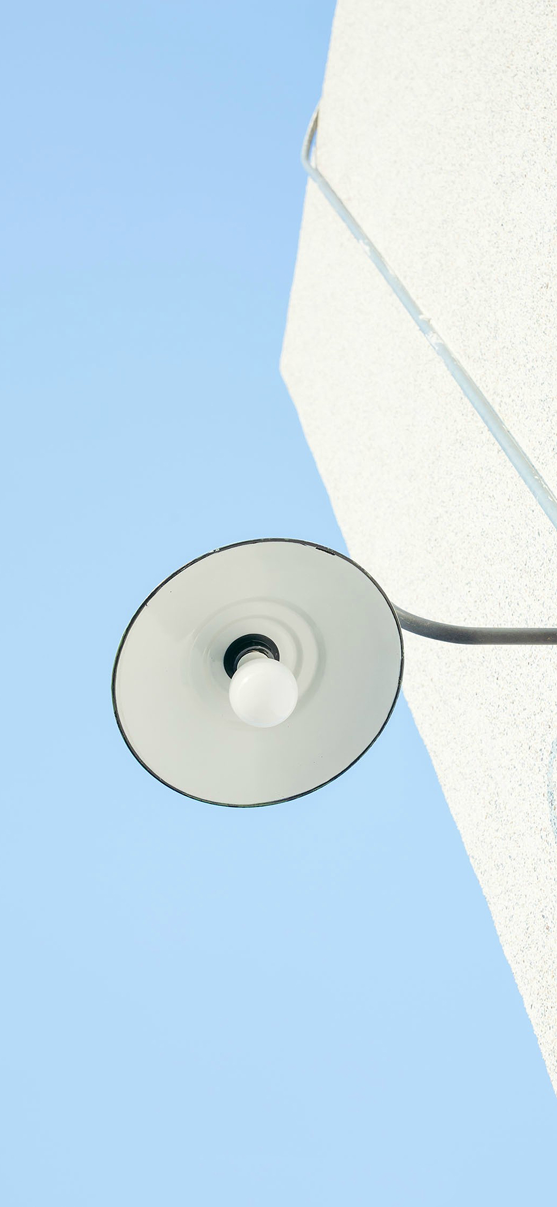 [2436×1125]路灯 小清新 文艺 蓝白 苹果手机壁纸图片