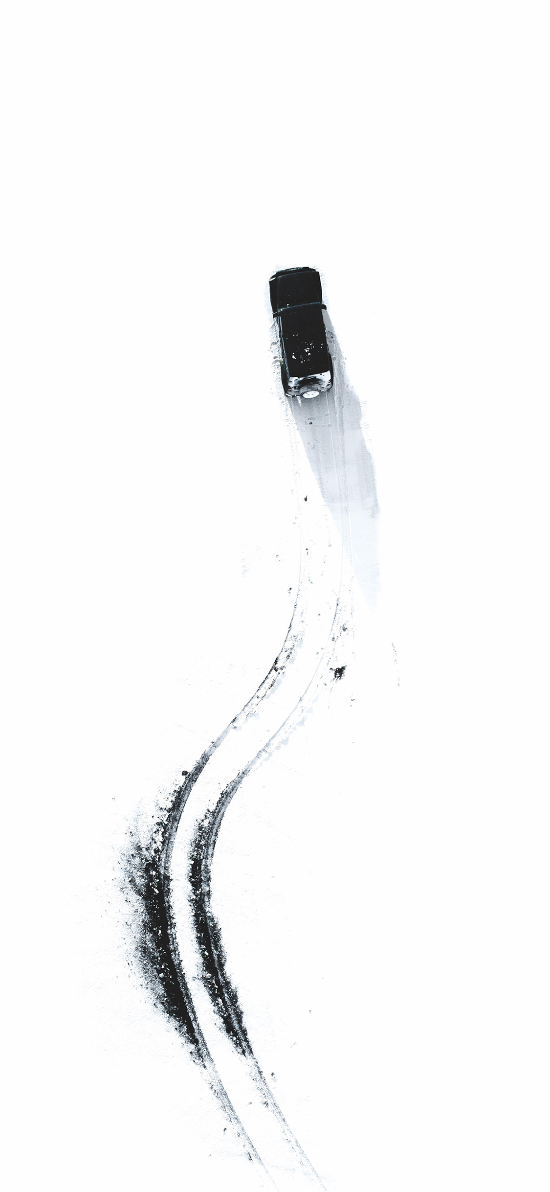 [2436×1125]轨迹 行驶 汽车 线路 雪地 白色 苹果手机壁纸图片