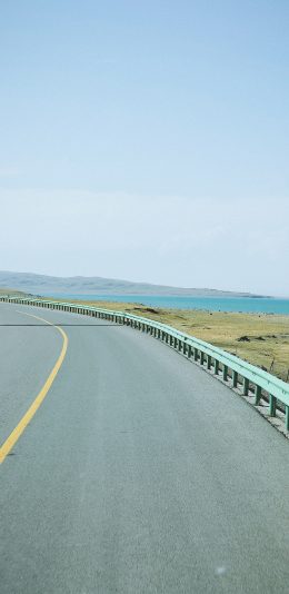 [2436x1125]道路 马路 草原 大自然 苹果手机壁纸图片