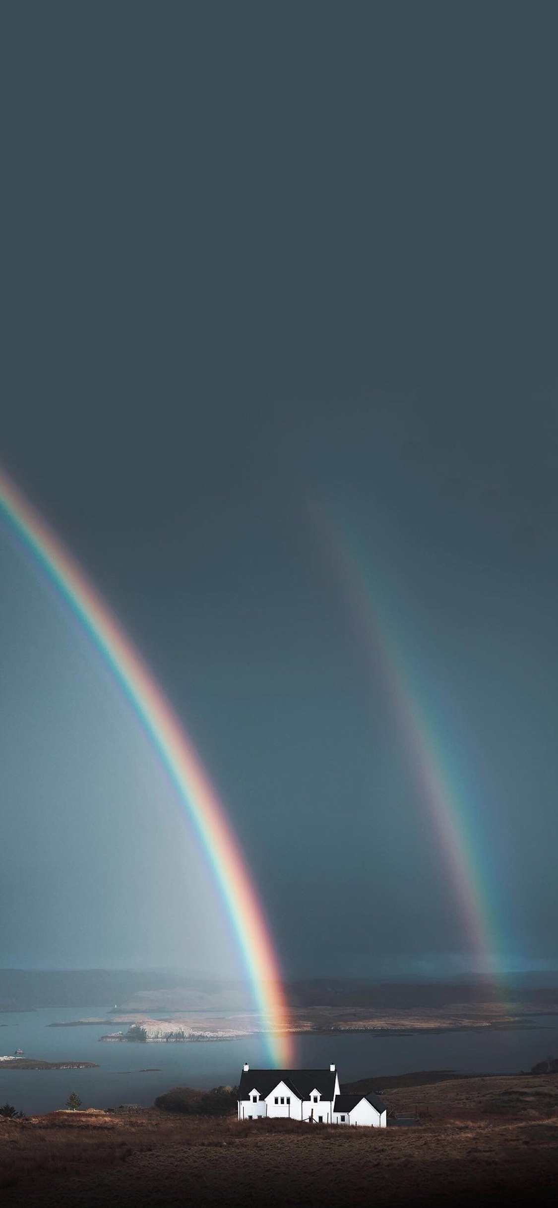 [2436×1125]郊外 小屋 彩虹 自然美景 苹果手机壁纸图片