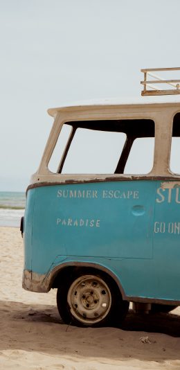 [2436x1125]郊外 小巴士 小汽车 沙滩 苹果手机壁纸图片