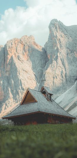 [2436x1125]郊外 山峰 木屋 美景 苹果手机壁纸图片