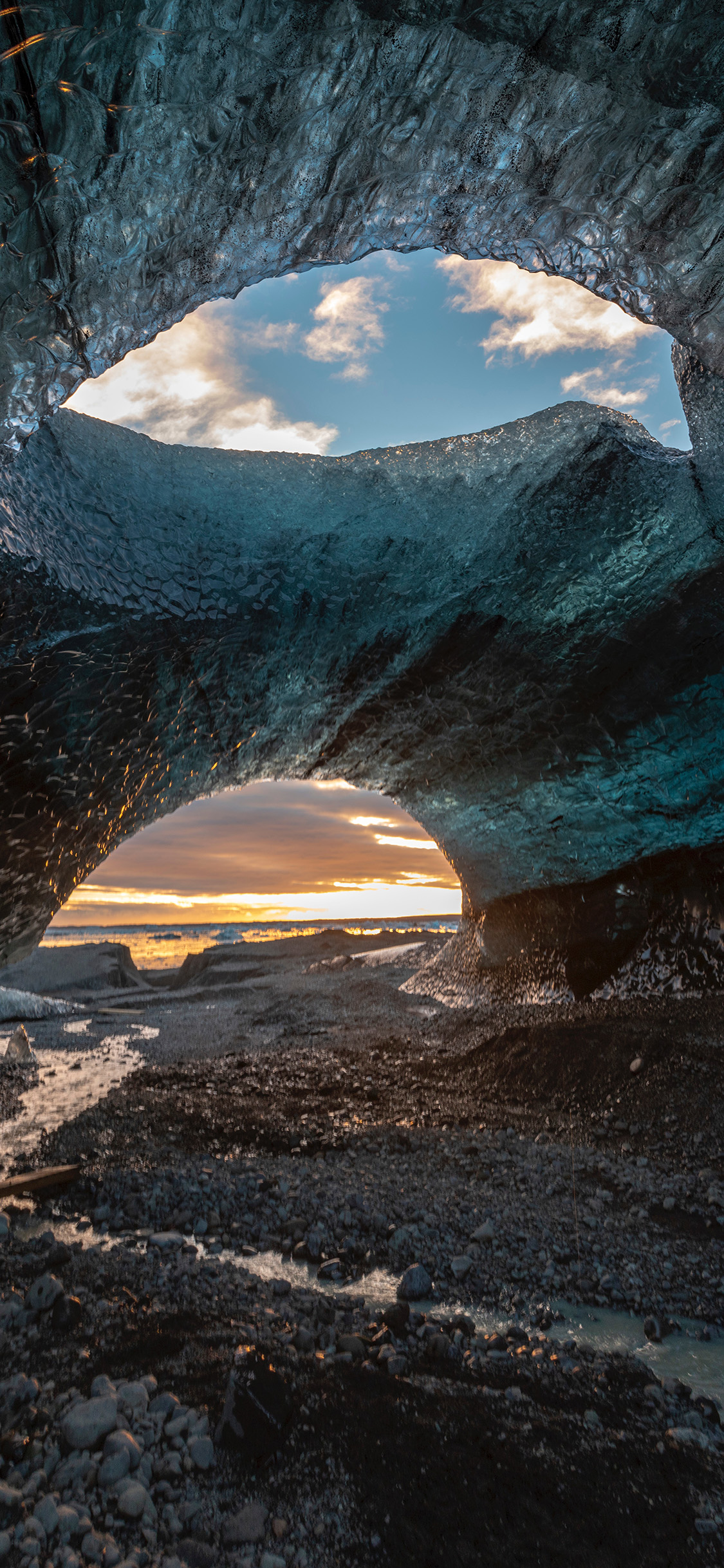 [2436×1125]郊外 山洞 洞穴 自然美景 苹果手机壁纸图片