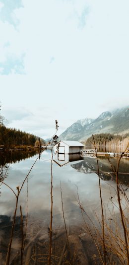 [2436x1125]郊外 湖泊 房屋 休闲 苹果手机壁纸图片