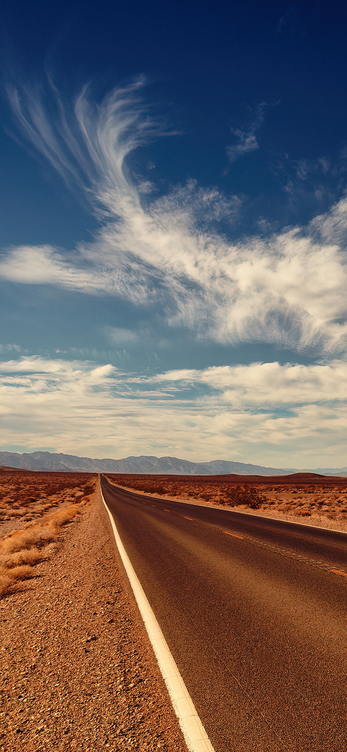 [2436×1125]郊外 美景 蓝天白云 道路 苹果手机壁纸图片